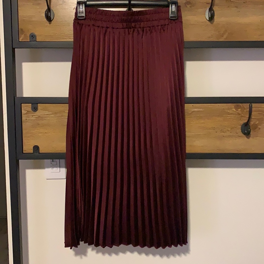 Pleated Skirt